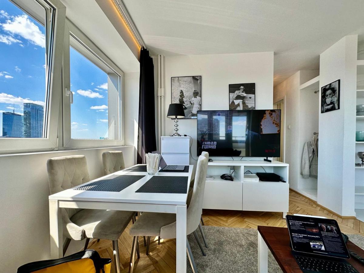 Platinum Metro X2 Wifi 350 Mbs Netflix Hbo Appletv Apartment Warsawa Bagian luar foto